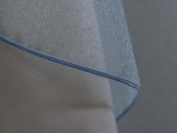 132" ROUND SPARKLE ORGANZA LIGHT BLUE