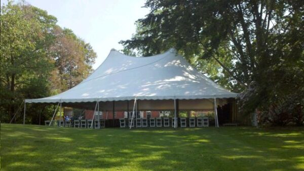 Tent 60'x120' Pole