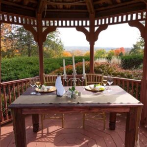 FARM TABLE SWEETHEART