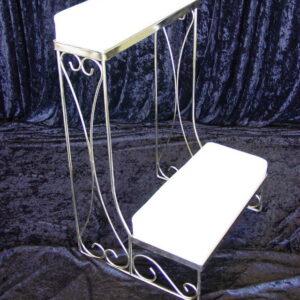 KNEELER SINGLE WEDDING